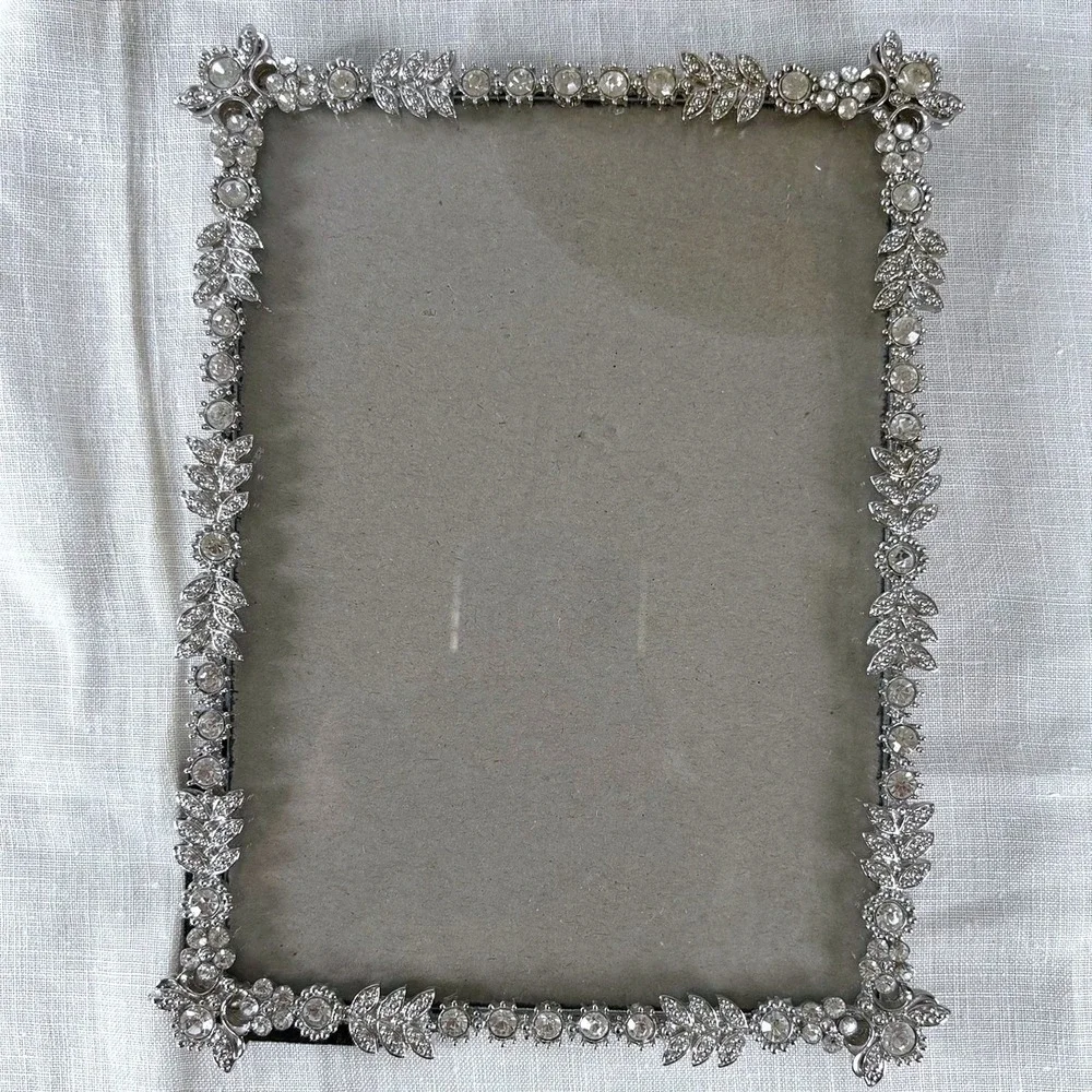 Tahari Home Silver Rhinestone Leaf Picture Frame 5x7 Jeweled Tabletop Decor